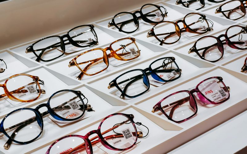 Latest Glasses Trends 2024