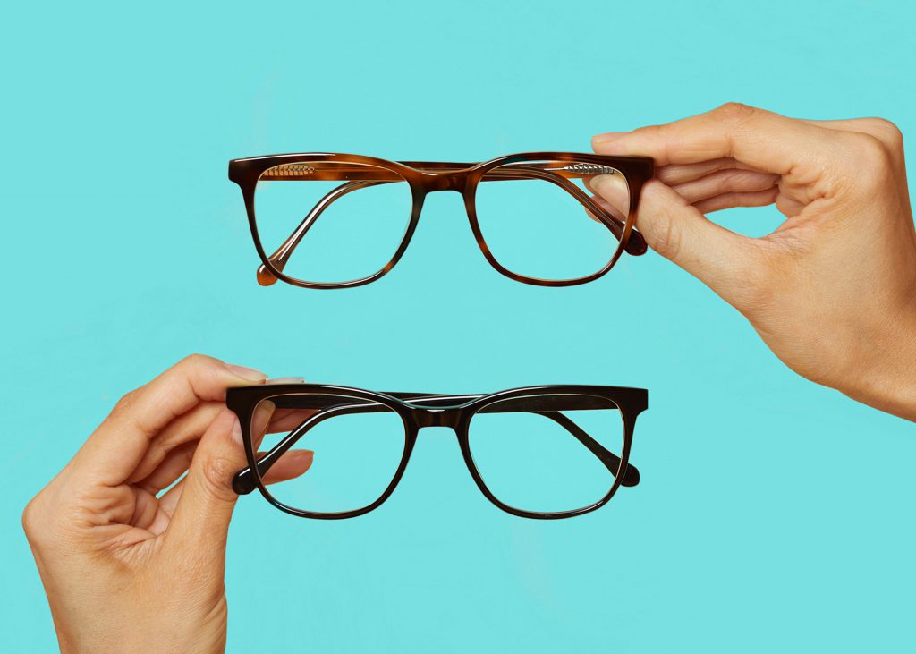 Felix Gray's Volta oversized glasses in Sazerac and Black