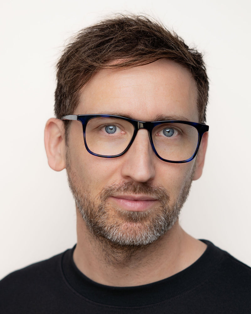 Man wearing Felix Gray Jemison glasses in Deep Ocean